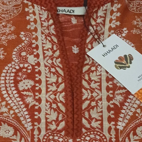 NWT New Embroidered Red Kurta Size Large Bust 21 - Picture 10 of 12